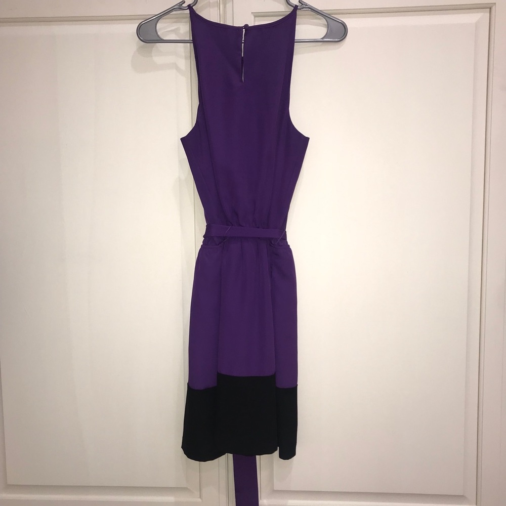 Dress - Picture 5 of 5